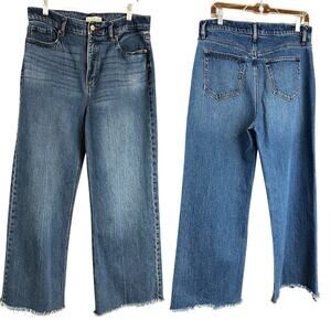 Lovervet by Vervet Wide Leg Med Wash Jeans Shark Bite Hem Size 31/13 High Rise